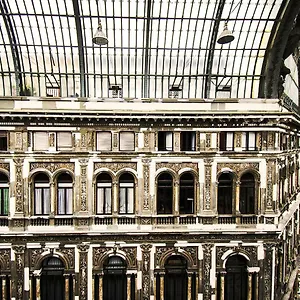 Domus Sibyllina, Galleria Umberto I Gasthuis