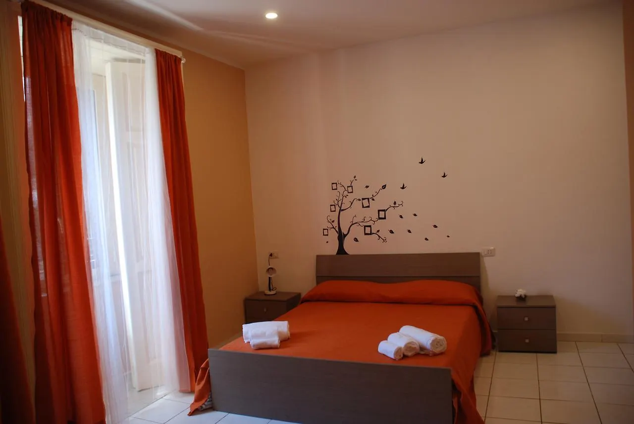 Sweet Night Rooms Napels 2*,